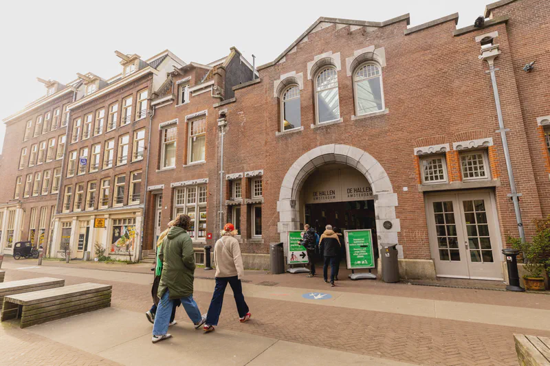 阿姆斯特丹市區文青景點推薦｜De Hallen Amsterdam｜電車車庫變身藝文中心