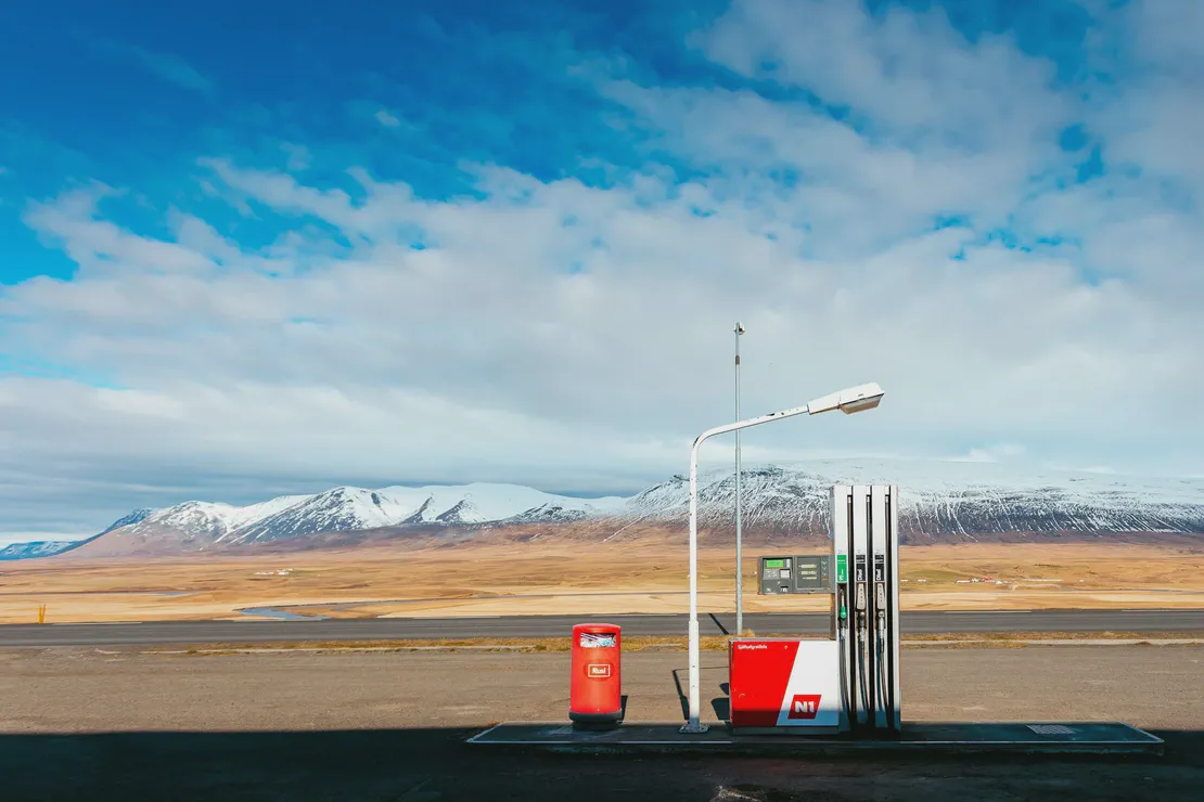 冰島自助加油教學｜冰島自駕必看完整指南：自助加油步驟、哪間加油站最便宜、加油注意事項