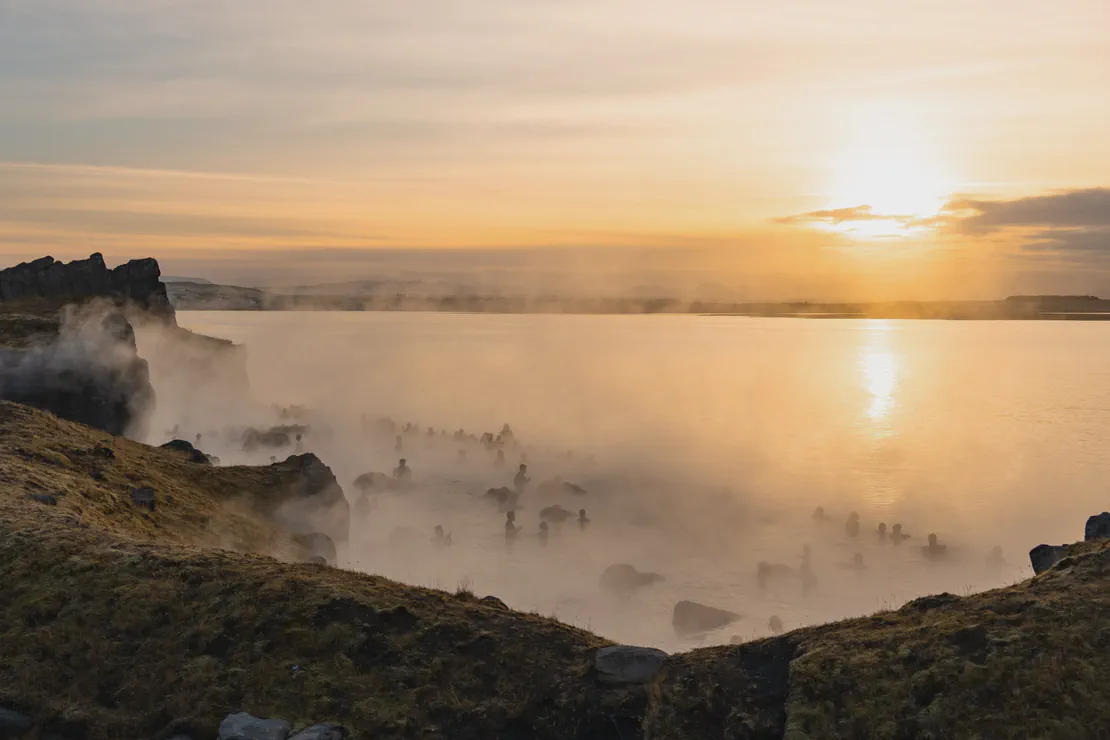 冰島天空溫泉 Sky Lagoon 完整攻略｜無邊際海景、七步水療儀式，冰島自駕行中最值得的體驗