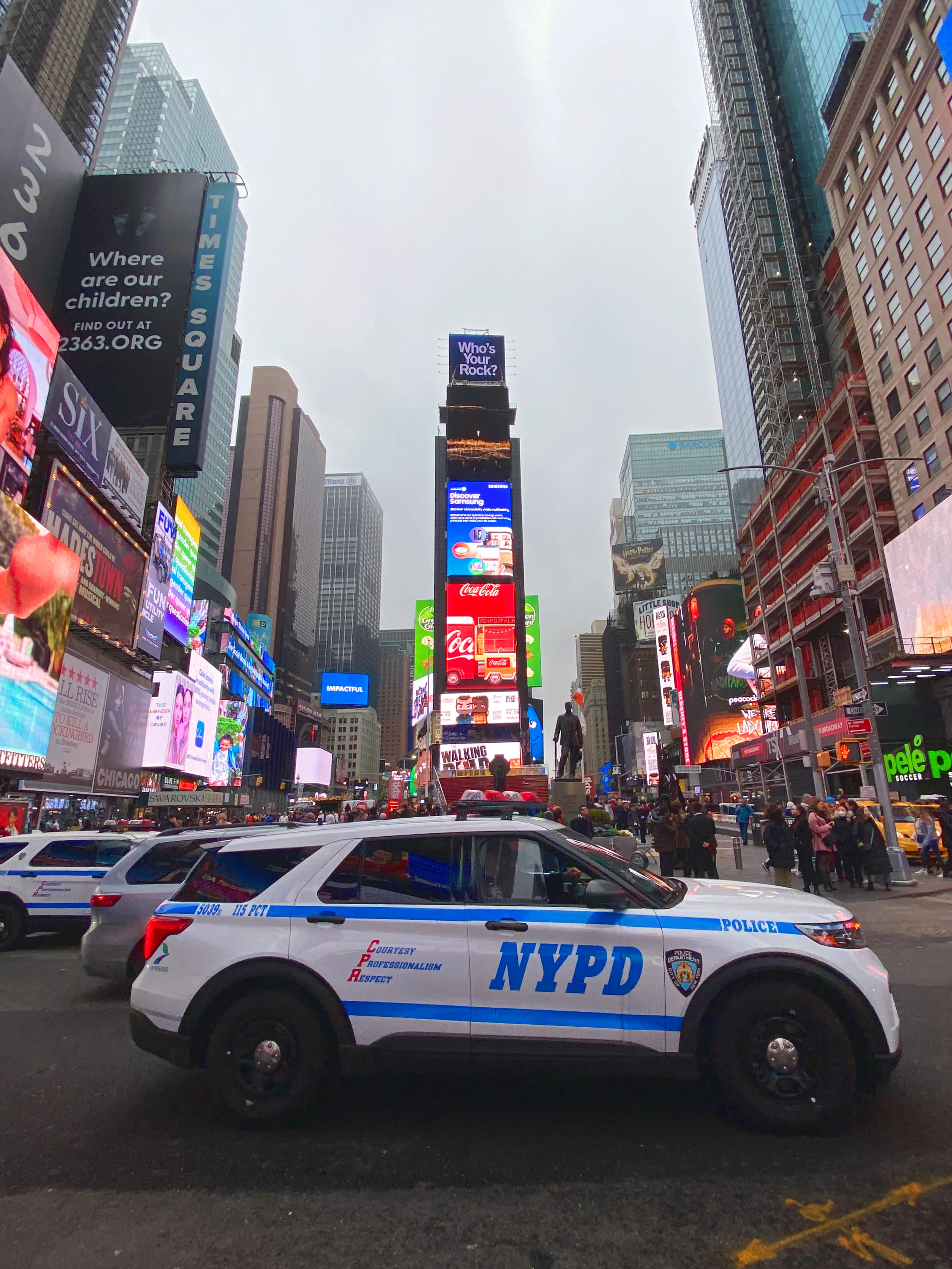時代廣場和 NYPD 警車
